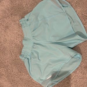 lululemon hotly hot shorts